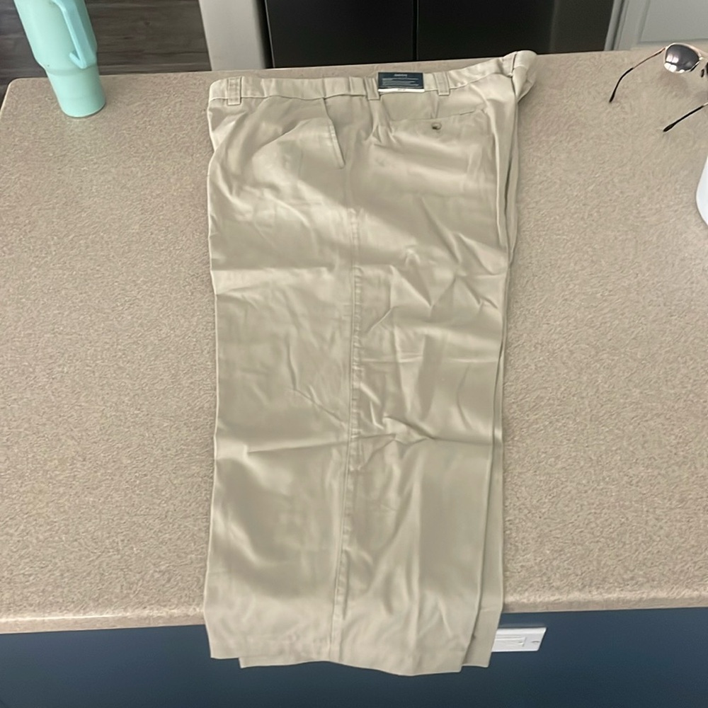 .men’s Harbor Bay tan pants  size 52/30